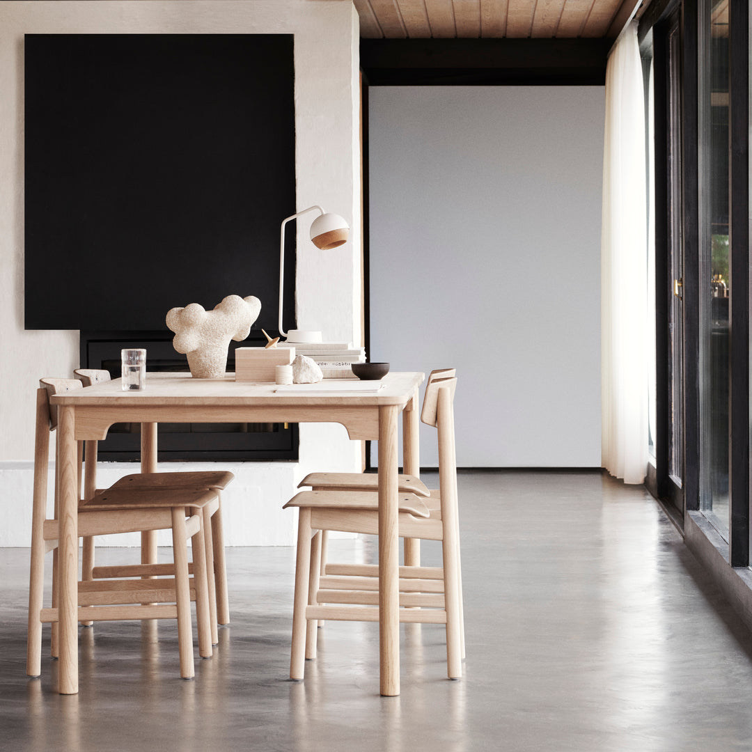 Conscious Chair 3162 | Soaped Oak and Coffee Waste Light | by Børge Mogensen & Esben Klint