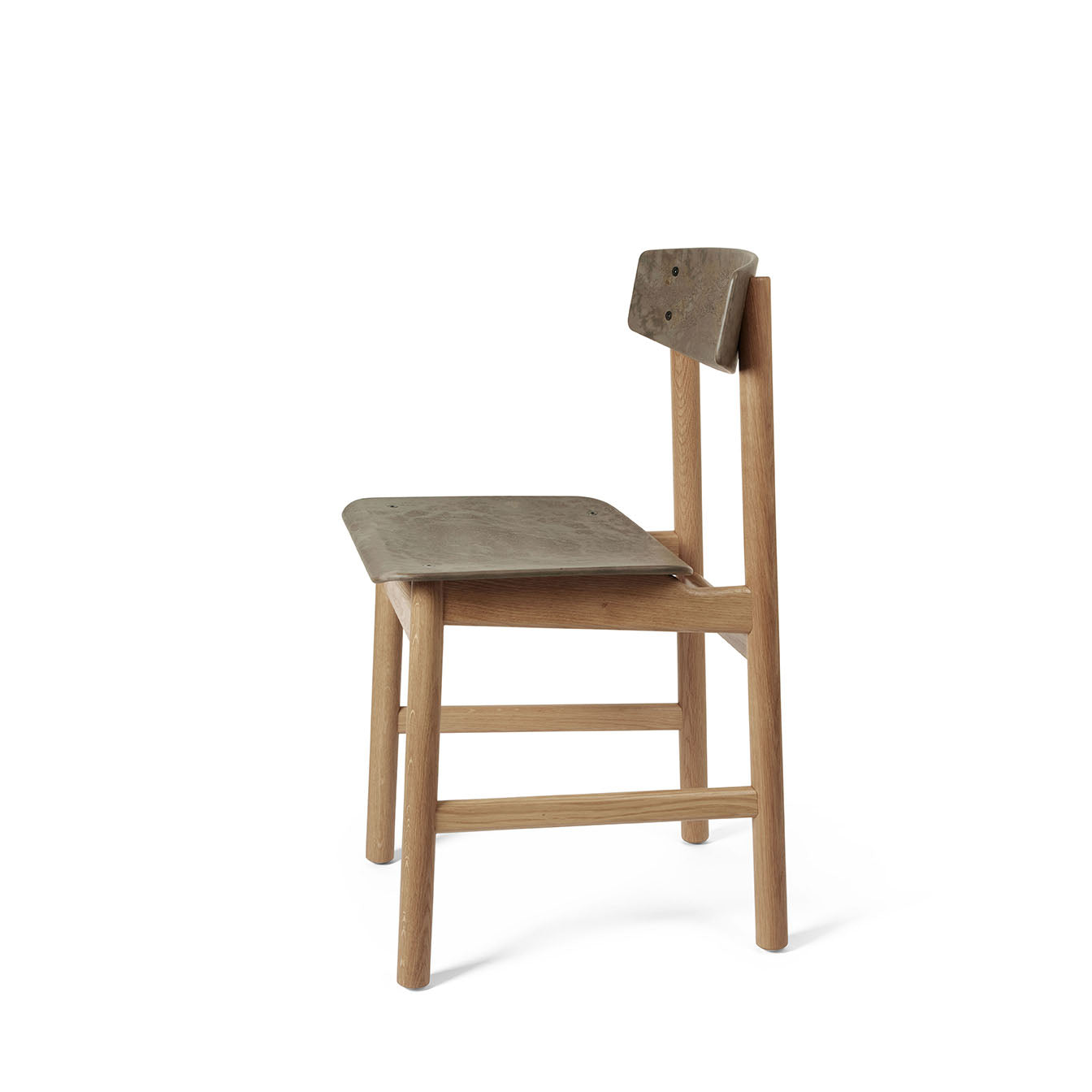 Conscious Chair 3162 | Natural Lacquered Oak and Coffee Waste Dark | by Børge Mogensen & Esben Klint